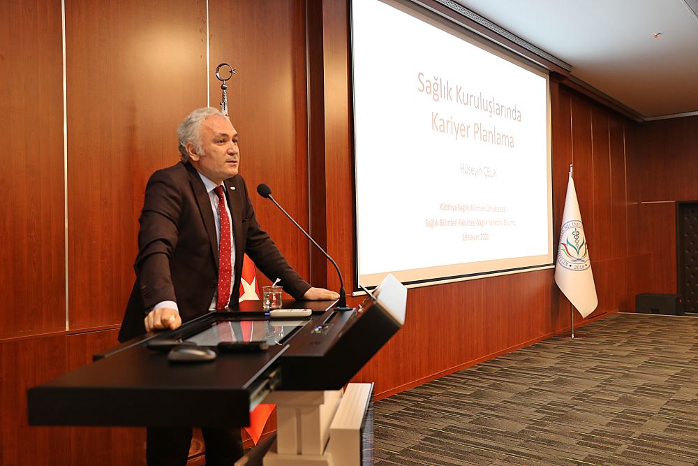 GELİŞEN SAĞLIK YÖNETİMİ KARİYERİ HAKKINDA KONFERANS VERİLDİ