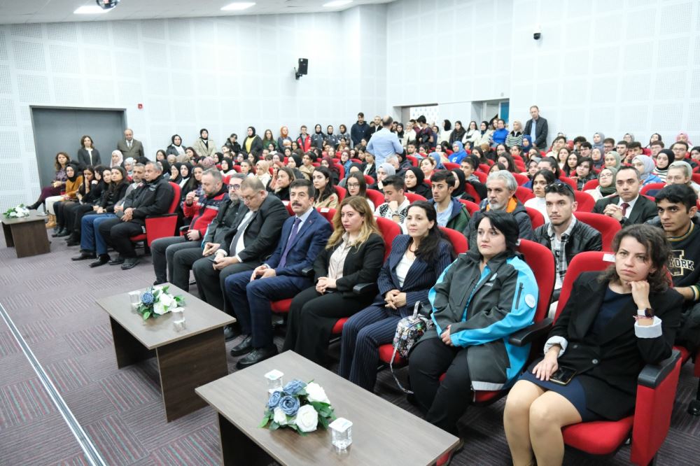 AFET TIBBI VE MEDİKAL KURTARMA KONFERANSI GERÇEKLEŞTİ